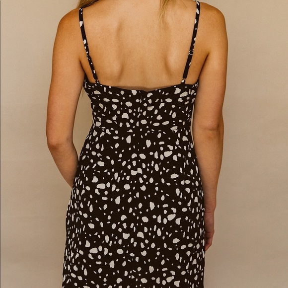 Miss Thang Malibu Dress - Picture 4 of 6